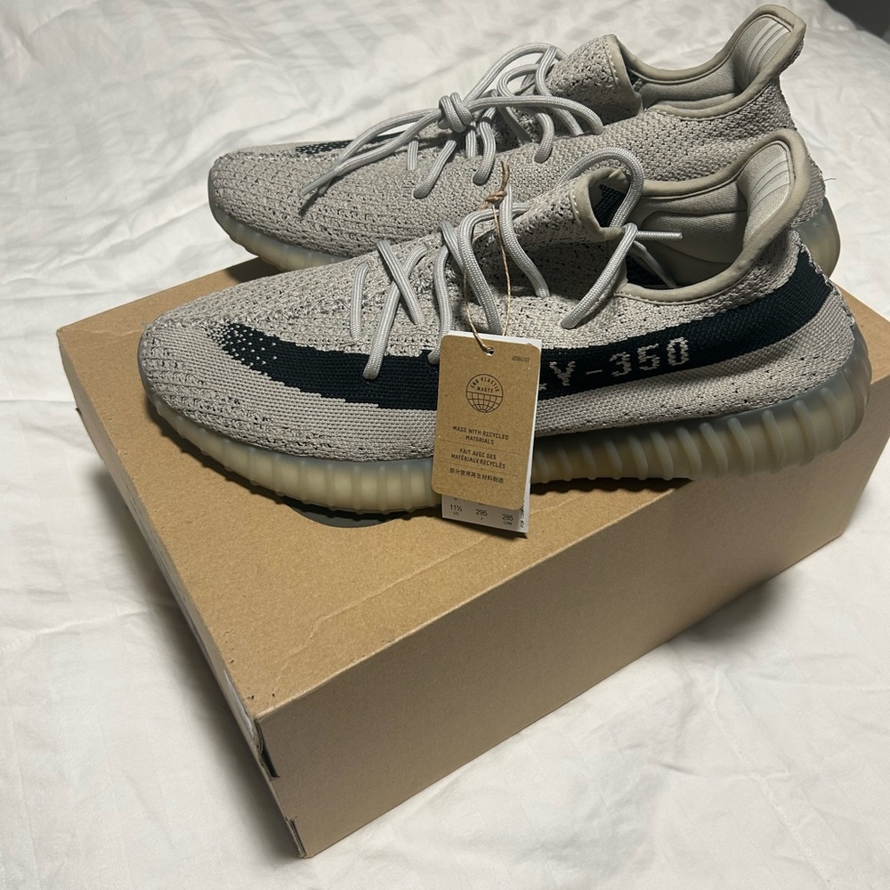 Yeezy Boost 350 V2 Gray and Black Sneakers
